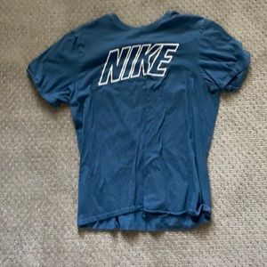 Men’s workout shirt